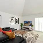 Urban Art Loft - Historic Dt Phoenix-Chefs Kitchen