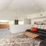 Urban Art Loft - Historic Dt Phoenix-Chefs Kitchen